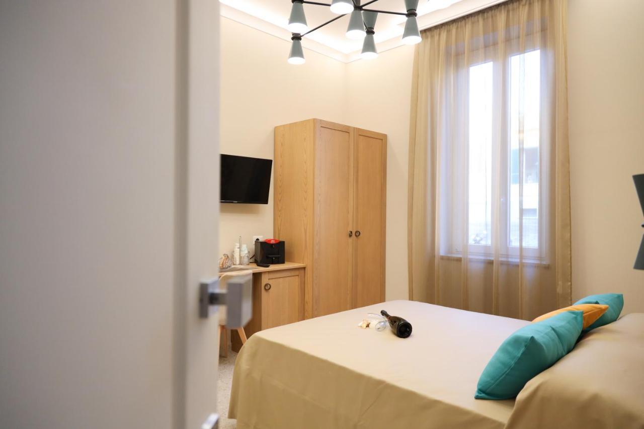 Don Francisco Rooms - Tropea Luaran gambar