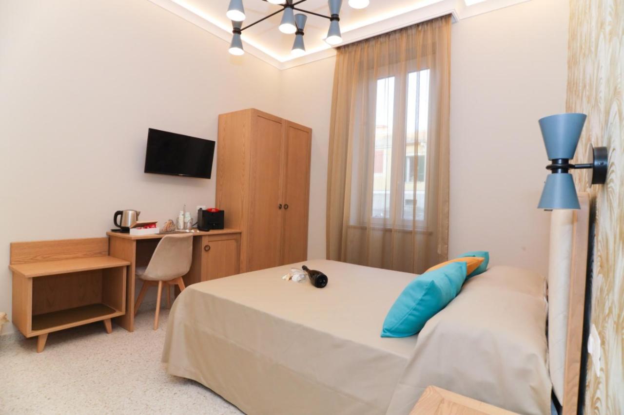 Don Francisco Rooms - Tropea Luaran gambar