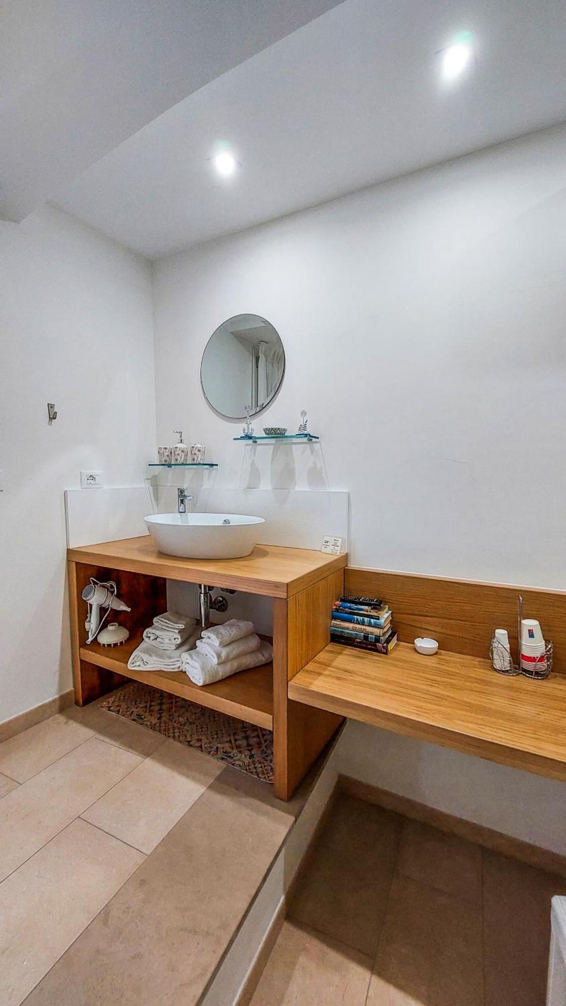 Don Francisco Rooms - Tropea Luaran gambar
