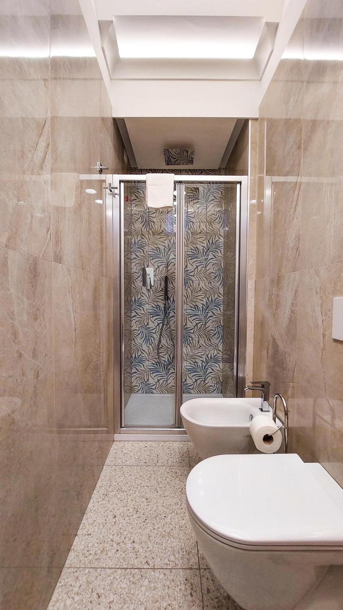 Don Francisco Rooms - Tropea Luaran gambar