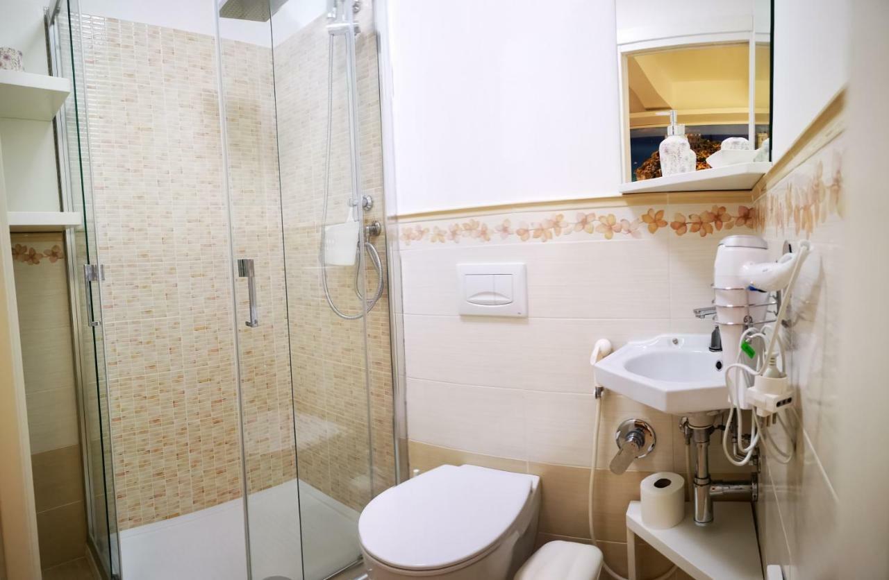 Don Francisco Rooms - Tropea Luaran gambar